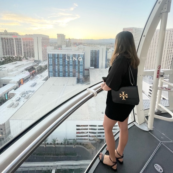 Meet the Posher - Picture 2 of 4